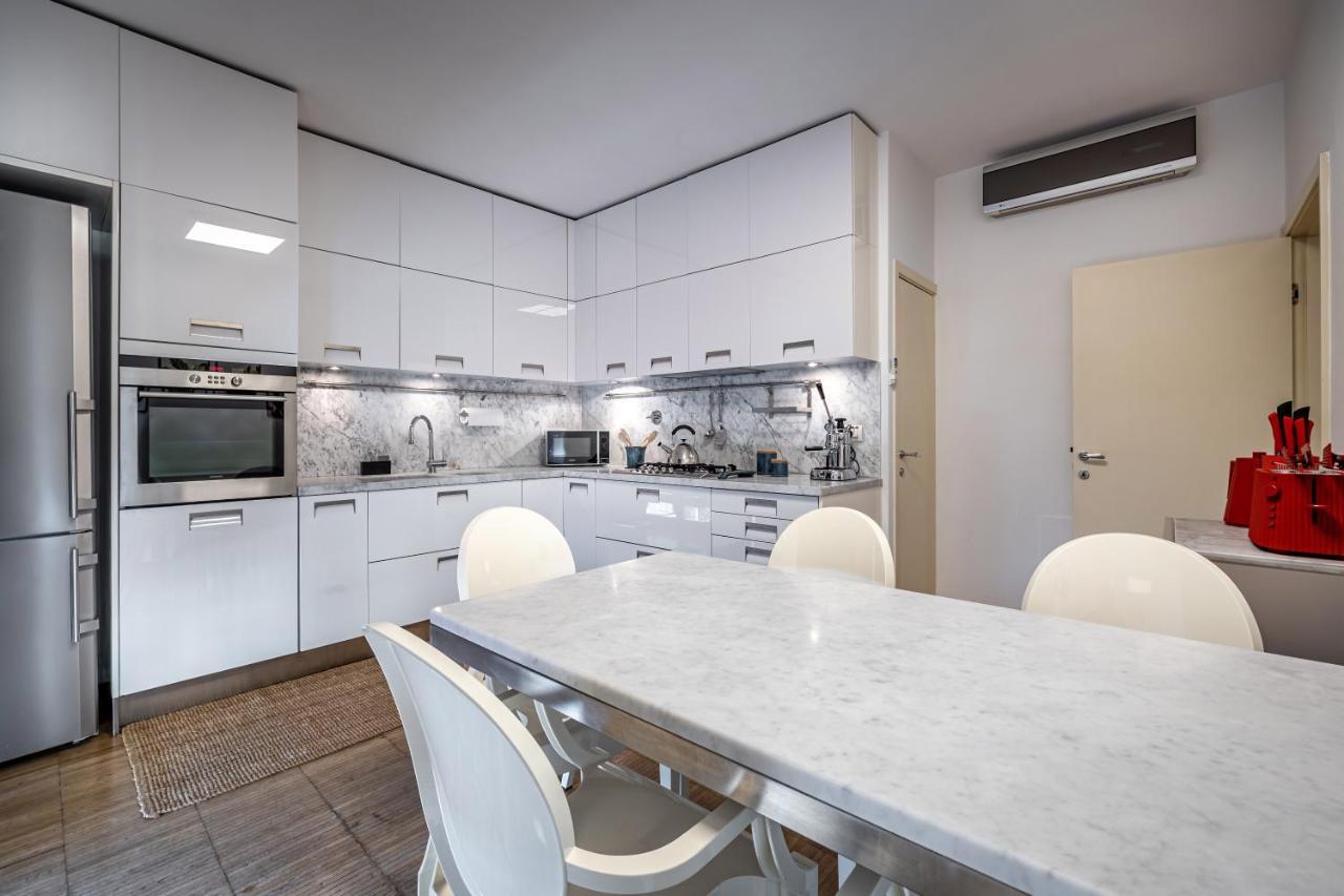 Yid Penthouse On Florence River With Parking Dış mekan fotoğraf